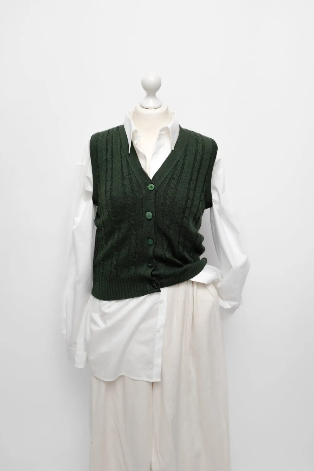 CABLE KNIT GREEN WOOL VINTAGE VEST