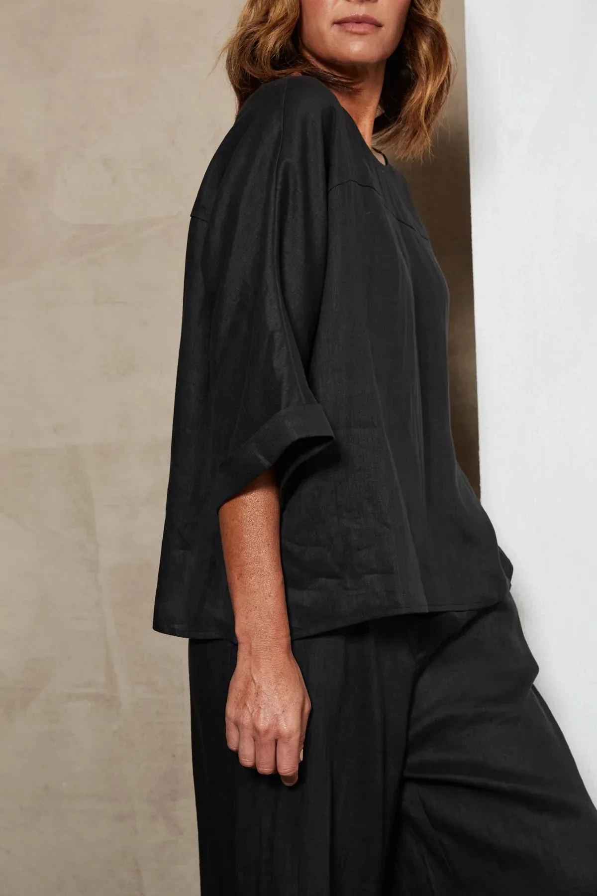 Eb & Ive 'Studio Relaxed Top' - Ebony