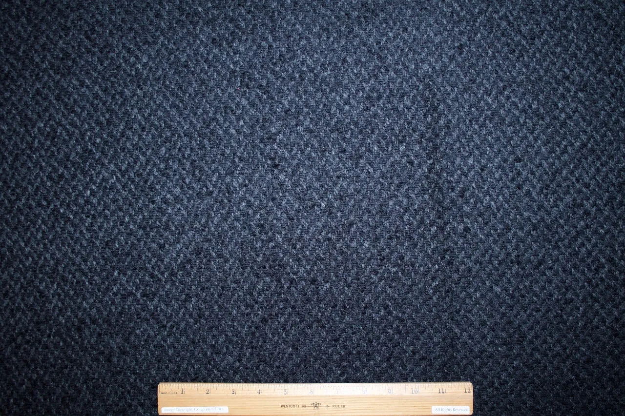 Italian Nubby, Tweedy Wool Bouclé - Black/Gray