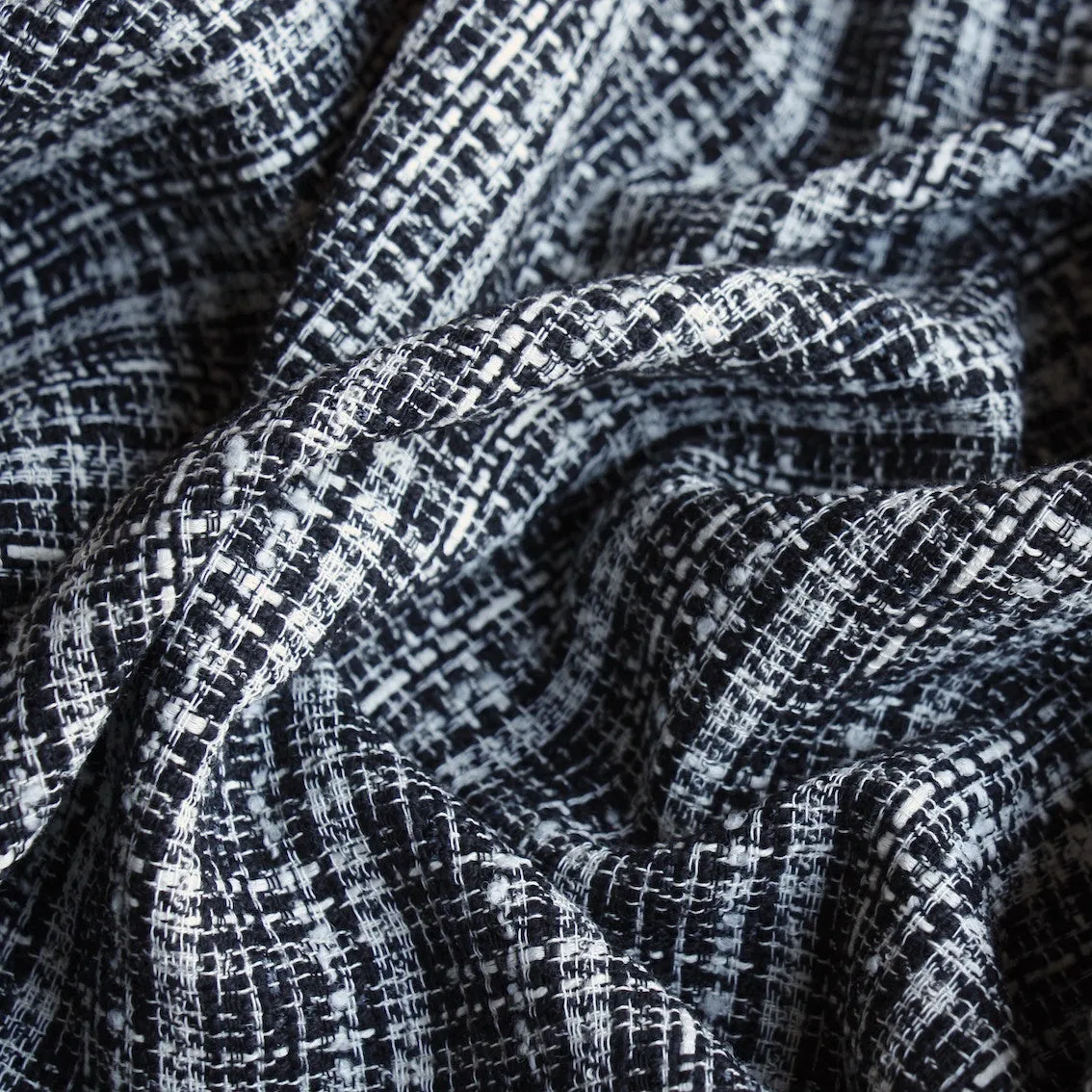 Licorice Weaver